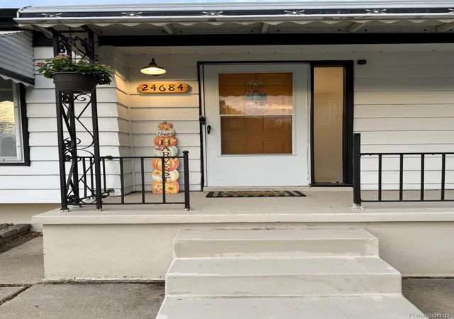 Photo 3 of Single family home for sale at 24684 Lambrecht Ave, Eastpointe, MI 48021 | MLS# 20261070672 | Listing updated on 2026-09-12