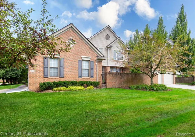Condo for sale at 111 Charleston Dr, Troy, MI 48098 | MLS# 20261070685