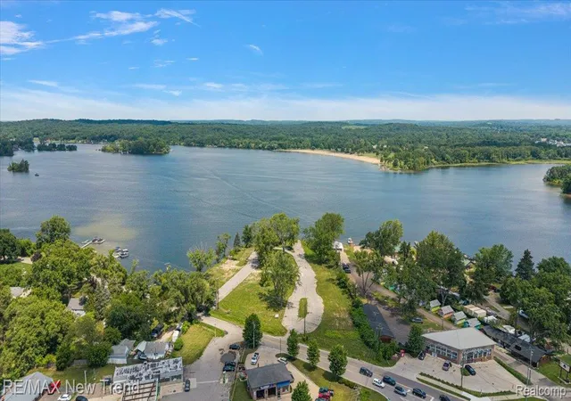 Photo 1 of Land for sale at 8300 Pontiac Lake Rd, White Lake, MI 48386 | MLS# 20261070690 | Listing updated on 2026-09-02