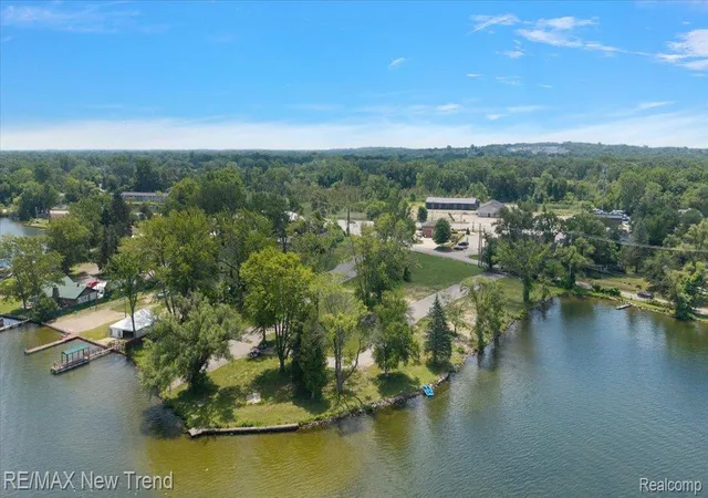 Photo 2 of Land for sale at 8300 Pontiac Lake Rd, White Lake, MI 48386 | MLS# 20261070690 | Listing updated on 2026-09-02
