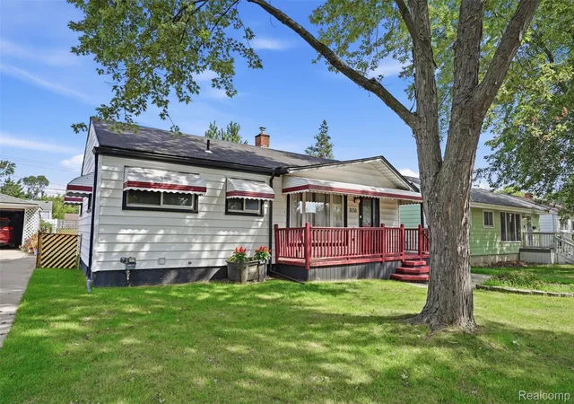 Photo 3 of Single family home for sale at 31750 Hazelwood St, Westland, MI 48186 | MLS# 20261070689 | Listing updated on 2026-10-03