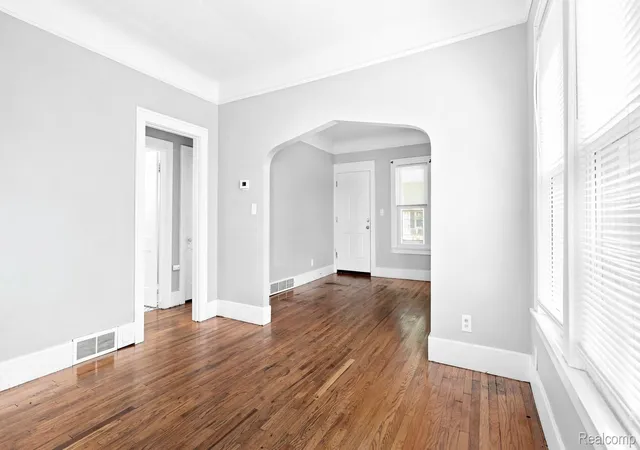 Photo 4 of Single family home for sale at 1635 Mill St, Lincoln Park, MI 48146 | MLS# 20261070692 | Listing updated on 2026-09-14