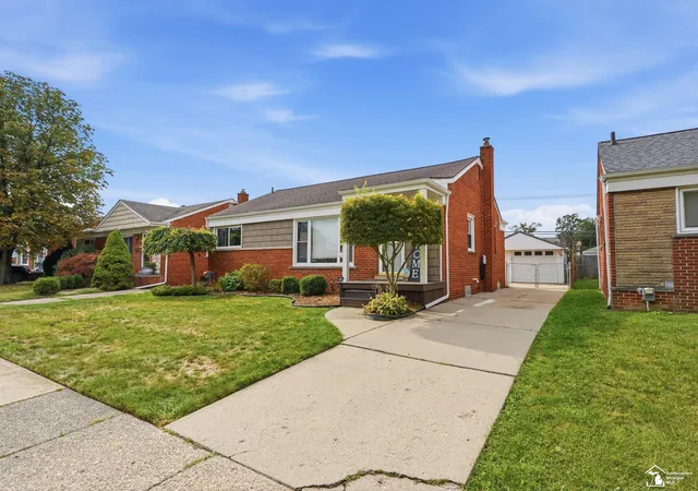 Photo 2 of Single family home for sale at 20216 Gaukler St, Saint Clair Shores, MI 48080 | MLS# 57050220595 | Listing updated on 2026-09-21