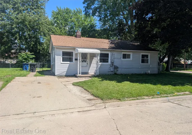 Photo 1 of Single family home for sale at 33430 Bendon Ct, Westland, MI 48186 | MLS# 20261070702 | Listing updated on 2026-09-03