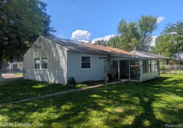 Photo 2 of Single family home for sale at 33430 Bendon Ct, Westland, MI 48186 | MLS# 20261070702 | Listing updated on 2026-09-03