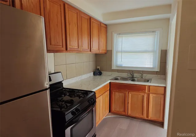 Photo 4 of Single family home for sale at 6021 Faust Ave, Detroit, MI 48228 | MLS# 20261070710 | Listing updated on 2026-09-03