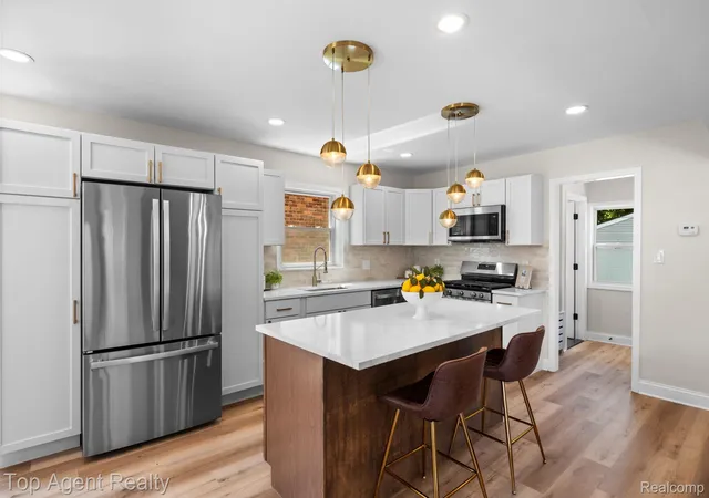 Photo 3 of Single family home for sale at 18947 Cherrylawn St, Detroit, MI 48221 | MLS# 20261070714 | Listing updated on 2026-09-04