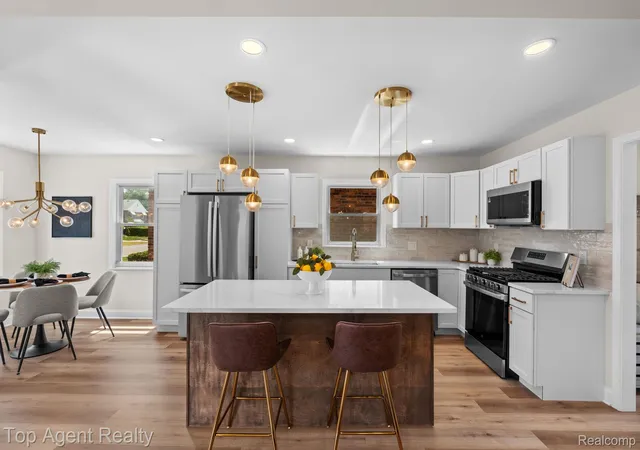 Photo 3 of Single family home for sale at 18947 Cherrylawn St, Detroit, MI 48221 | MLS# 20261070714 | Listing updated on 2026-09-04