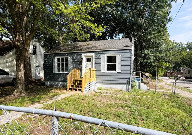 Photo 1 of Single family home for sale at 3036 7th Street, Muskegon, MI 49444 | MLS# 71026046669 | Listing updated on 2026-09-14