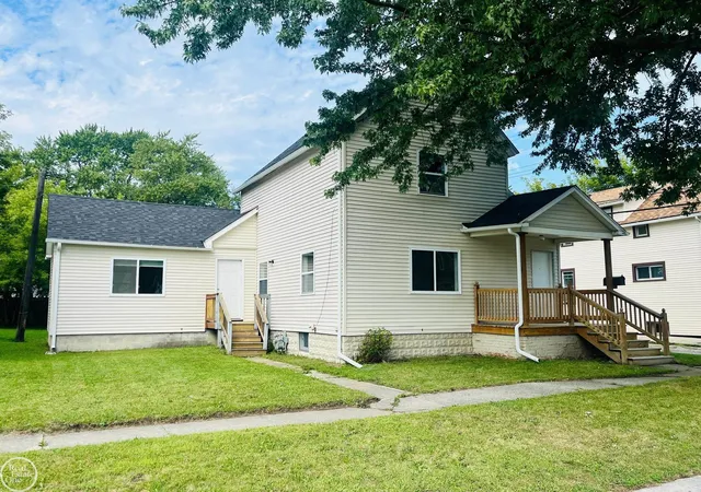 Photo 2 of Single family home for sale at 1217 12th Street, Port Huron, MI 48060 | MLS# 58050220605 | Listing updated on 2026-09-14