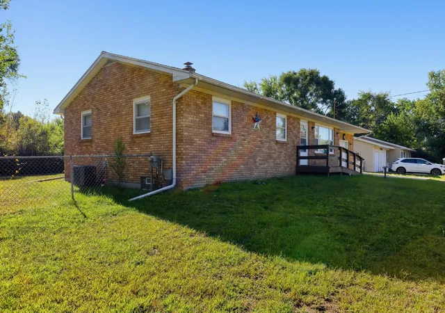 Photo 3 of Single family home for sale at 3741 S Shepherd Rd, Mount Pleasant, MI 48858 | MLS# 81026046675 | Listing updated on 2026-09-02