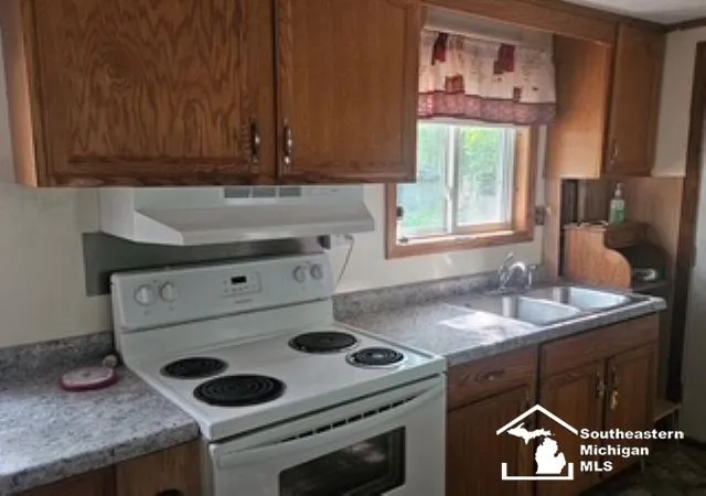 Photo 3 of Single family home for sale at 5374 Ferndale Dr, Harrison, MI 48625 | MLS# 57050220606 | Listing updated on 2026-09-12