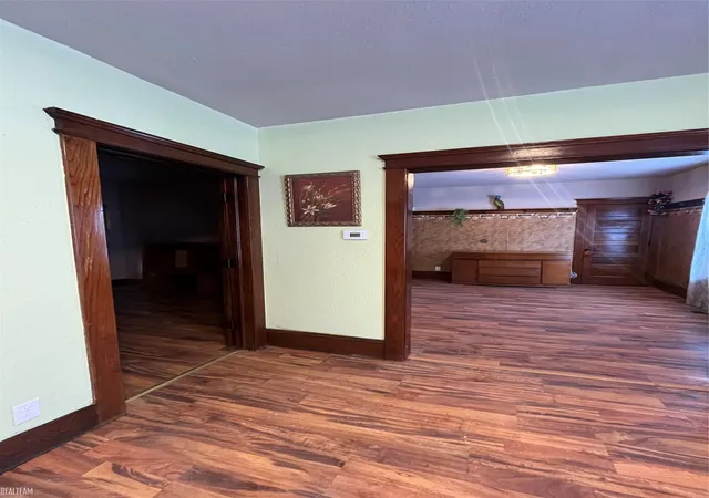 Photo 3 of Single family home for sale at 600 W Biddle St, Jackson, MI 49203 | MLS# 58050220609 | Listing updated on 2026-09-02