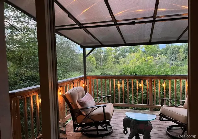 Photo 3 of Single family home for sale at 320 Charlevoix St, Commerce Township, MI 48382 | MLS# 20261070729 | Listing updated on 2026-10-16