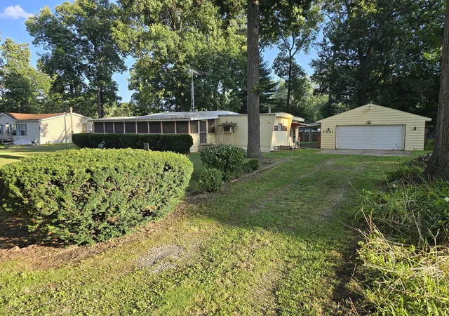 Photo 1 of Single family home for sale at 7991 Ivan Dr, Parma, MI 49269 | MLS# 55026046678 | Listing updated on 2026-09-02