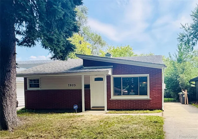 Photo 1 of Single family home for sale at 7903 Dudley St, Taylor, MI 48180 | MLS# 20261070730 | Listing updated on 2026-09-03