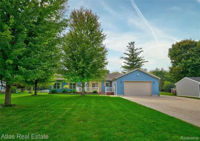 Photo 3 of Single family home for sale at 1168 S Vassar Rd, Burton, MI 48509 | MLS# 20261070731 | Listing updated on 2026-09-16