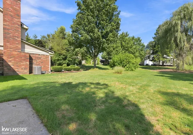 Photo 3 of Single family home for sale at 46100 Amesbury St, Plymouth, MI 48170 | MLS# 58050220610 | Listing updated on 2026-09-17