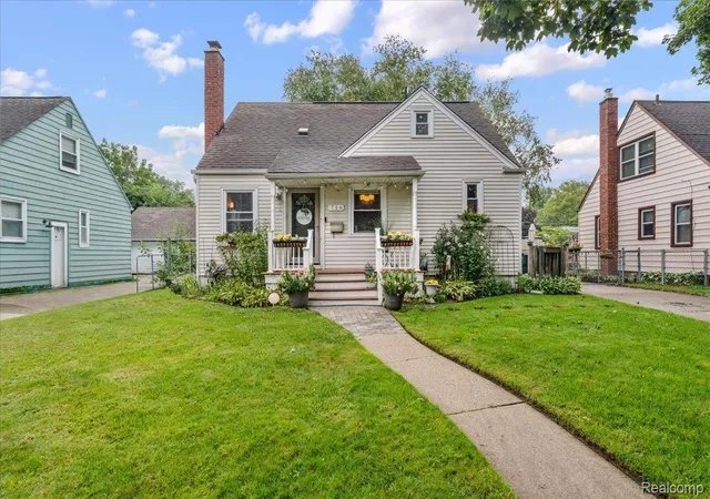 Photo 1 of Single family home for sale at 716 Flowerdale St, Ferndale, MI 48220 | MLS# 20261070736 | Listing updated on 2026-10-15