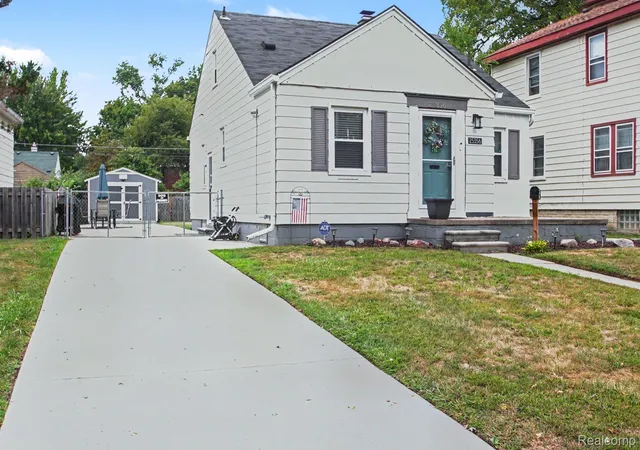 Photo 2 of Single family home for sale at 25356 Ivanhoe, Redford, MI 48239 | MLS# 20261070744 | Listing updated on 2026-09-12