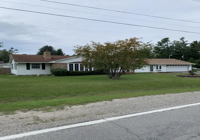 Photo 23 of Single family home for sale at 702 S Brook St, Alpena, MI 49707 | MLS# 58050220615 | Listing updated on 2026-10-07