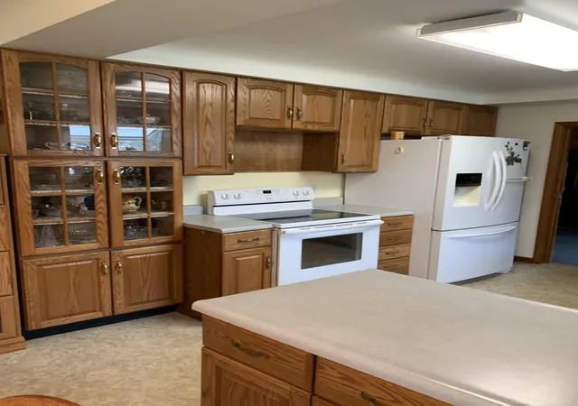 Photo 3 of Single family home for sale at 702 S Brook St, Alpena, MI 49707 | MLS# 58050220615 | Listing updated on 2026-10-07