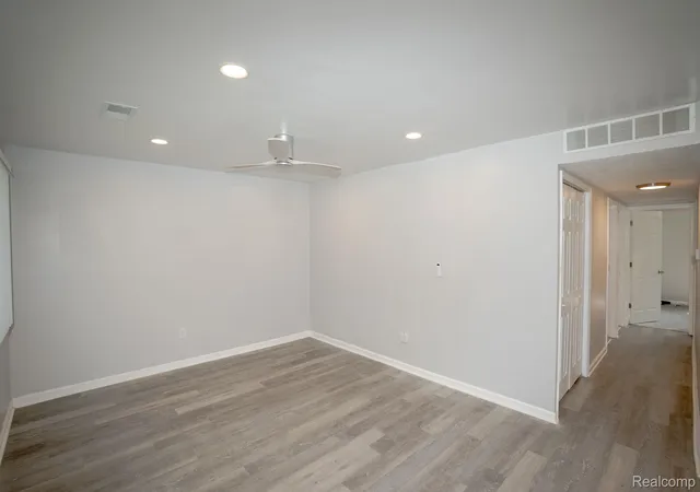 Photo 3 of Single family home for sale at 20365 Empire St, Taylor, MI 48180 | MLS# 20261070747 | Listing updated on 2026-09-11