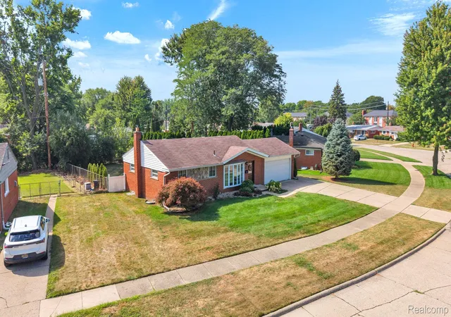 Photo 1 of Single family home for sale at 26931 Van Buren Rd, Dearborn Heights, MI 48127 | MLS# 20261070760 | Listing updated on 2026-09-13