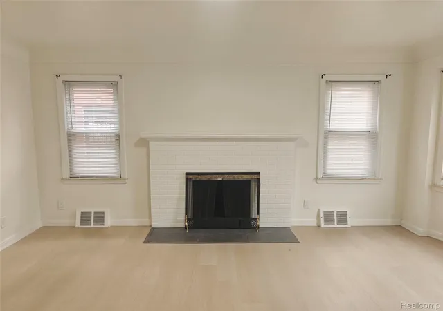 Photo 3 of Single family home for sale at 8527 Whitcomb St, Detroit, MI 48228 | MLS# 20261070764 | Listing updated on 2026-09-03
