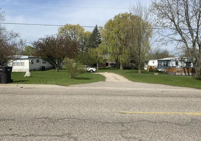 Photo 1 of Sale Pending at 13915 West St, Cedar Springs, MI 49319 | MLS# 65026046686 | Listing updated on 2026-09-09