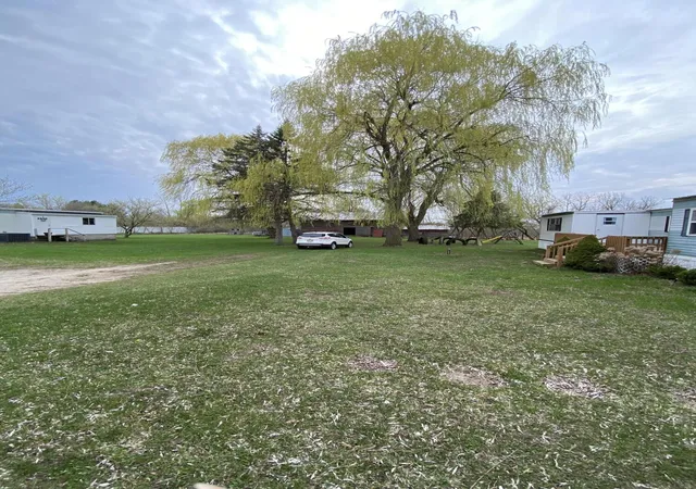 Listing Photo 5 - Condo for sale in building located at 13915 W St, Cedar Springs, MI 49319