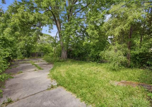 Photo 13 of Single family home for sale at 15701 Rossini Dr, Detroit, MI 48205 | MLS# 81026046691 | Listing updated on 2026-09-12