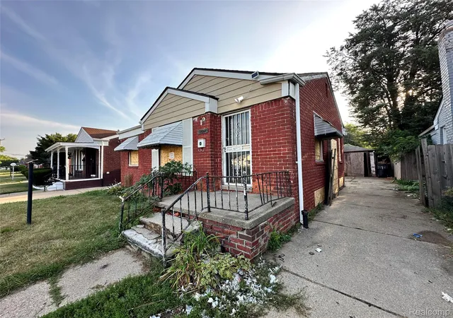 Photo 3 of Single family home for sale at 17210 Hoover St, Detroit, MI 48205 | MLS# 20261070774 | Listing updated on 2026-09-03