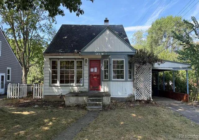 Photo 1 of Single family home for sale at 23571 Manistee St, Oak Park, MI 48237 | MLS# 20261070776 | Listing updated on 2026-09-03
