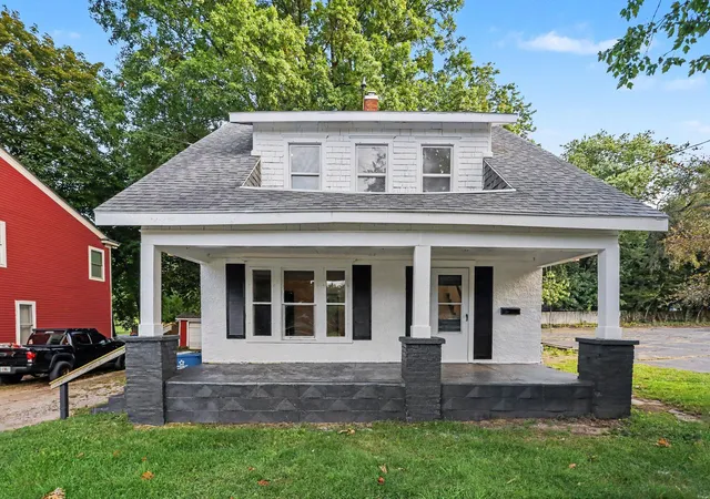 Single family home for sale at 261 E Emmett St, Battle Creek, MI 49017 | MLS# 66026046693