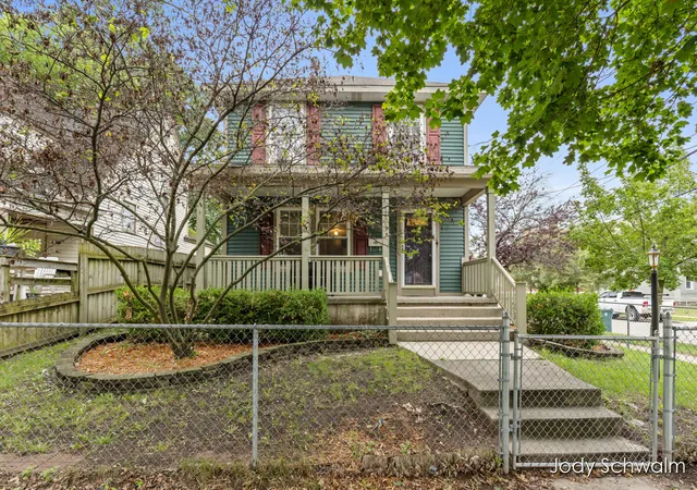Photo 1 of Single family home for sale at 1101 Cass Ave Se, Grand Rapids, MI 49507 | MLS# 65026046694 | Listing updated on 2026-09-21