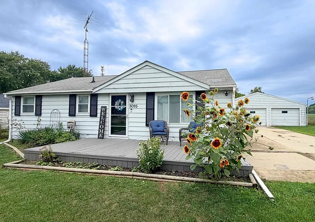 Photo 2 of Single family home for sale at 5095 Rose Ln, Flint, MI 48506 | MLS# 5050220620 | Listing updated on 2026-09-15