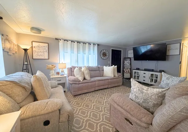 Photo 3 of Single family home for sale at 5095 Rose Ln, Flint, MI 48506 | MLS# 5050220620 | Listing updated on 2026-09-15