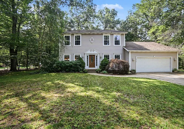 Photo 3 of Single family home for sale at 1917 Dykstra Rd, Muskegon, MI 49445 | MLS# 71026046701 | Listing updated on 2026-09-14