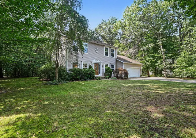 Photo 3 of Single family home for sale at 1917 Dykstra Rd, Muskegon, MI 49445 | MLS# 71026046701 | Listing updated on 2026-09-14