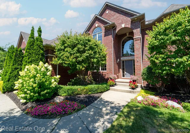 Photo 1 of Single family home for sale at 13255 Maple Lawn Dr, Shelby Township, MI 48315 | MLS# 20261070783 | Listing updated on 2026-09-13