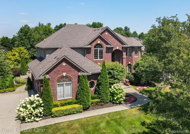 Photo 3 of Single family home for sale at 13255 Maple Lawn Dr, Shelby Township, MI 48315 | MLS# 20261070783 | Listing updated on 2026-09-13