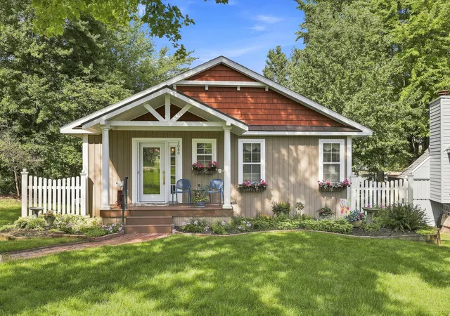 Photo 4 of Single family home for sale at 7060 Southwest Dr, Stanwood, MI 49346 | MLS# 72026046703 | Listing updated on 2026-09-10