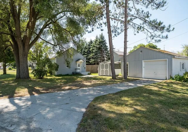 Photo 1 of Single family home for sale at 211 Oak, Kalkaska Township Kalkaska, MI 49646 | MLS# 78080073167 | Listing updated on 2026-09-15