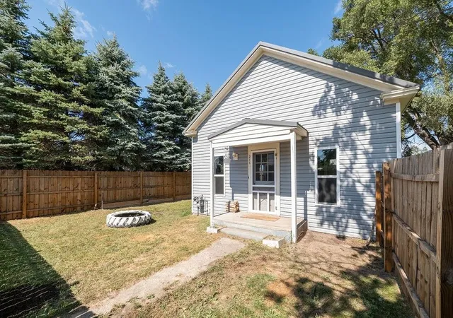 Photo 3 of Single family home for sale at 211 Oak, Kalkaska Township Kalkaska, MI 49646 | MLS# 78080073167 | Listing updated on 2026-09-15