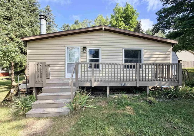 Photo 1 of Single family home for sale at 9485 Stone Ledge Lake Dr, Cadillac, MI 49601 | MLS# 78080073168 | Listing updated on 2026-09-13