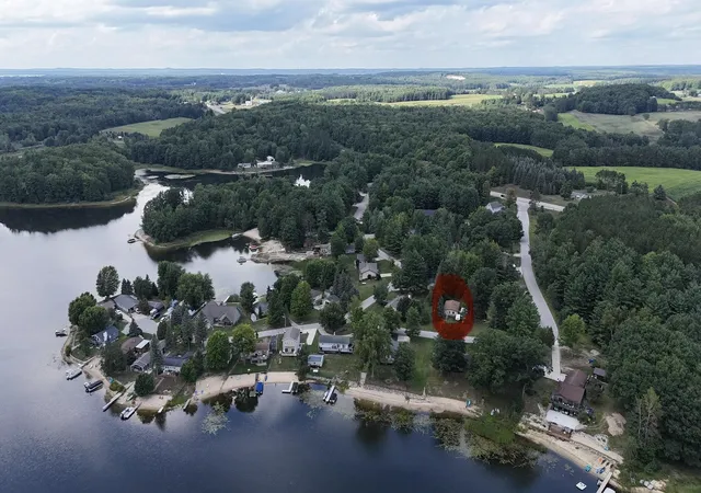 Photo 2 of Single family home for sale at 9485 Stone Ledge Lake Dr, Cadillac, MI 49601 | MLS# 78080073168 | Listing updated on 2026-09-13