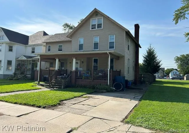 Photo 1 of Multi family home for sale at 822 Pine St, Port Huron, MI 48060 | MLS# 20261070792 | Listing updated on 2026-09-14