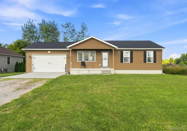 Photo 2 of Single family home for sale at 629 Range Rd, Kimball Township St Clair, MI 48074 | MLS# 20261070828 | Listing updated on 2026-09-17