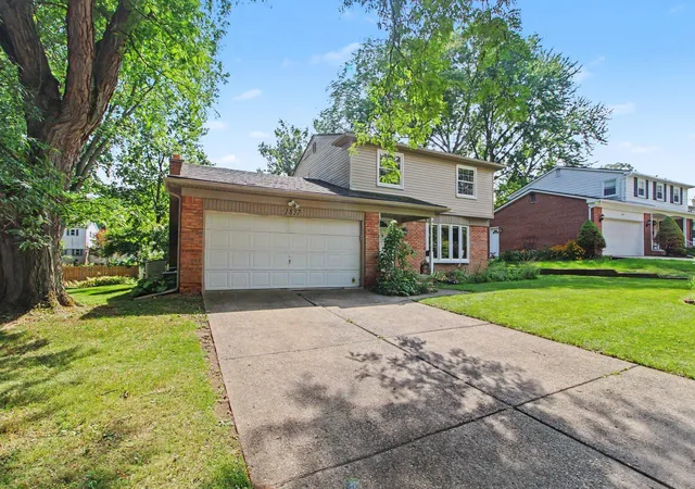 Photo 2 of Single family home for sale at 1837 Witmire St, Ypsilanti, MI 48197 | MLS# 81026046726 | Listing updated on 2026-09-09